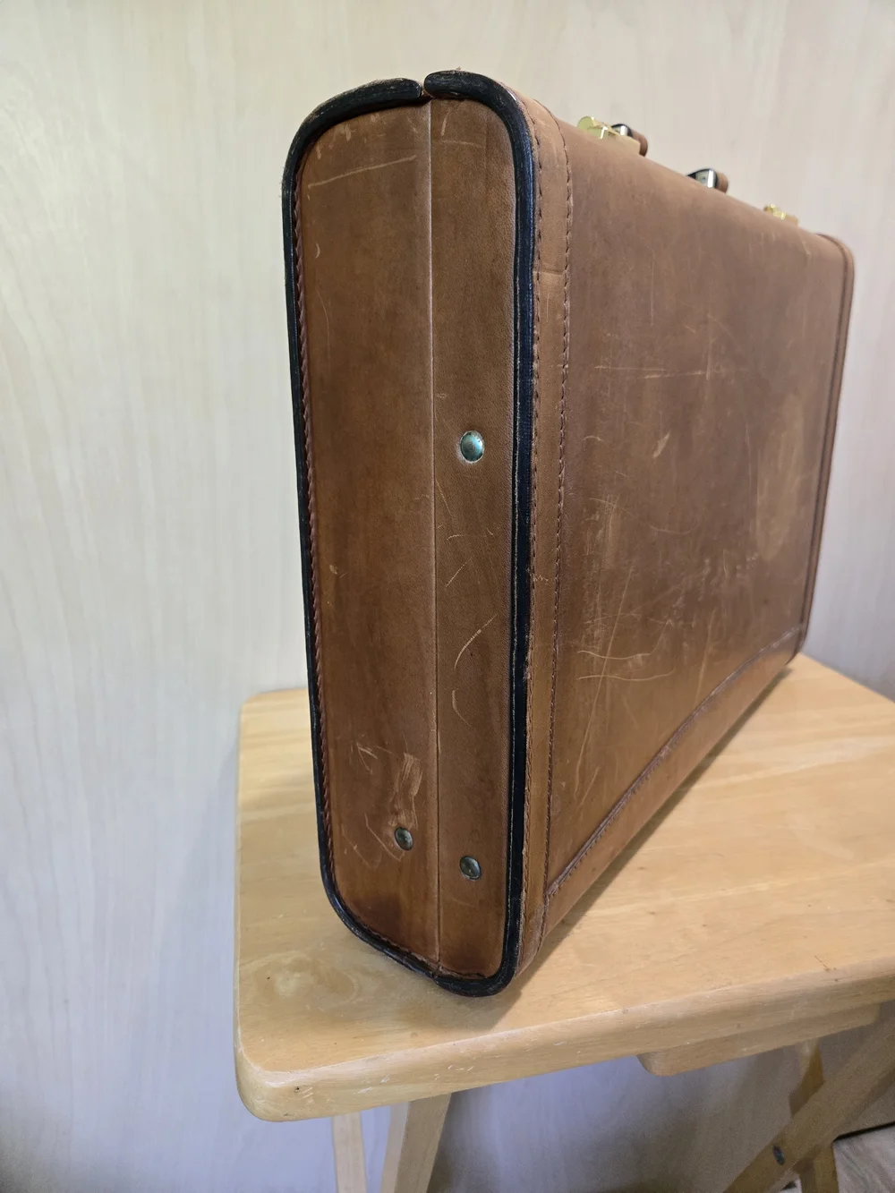Renwick Classic Brown Leather Briefcase